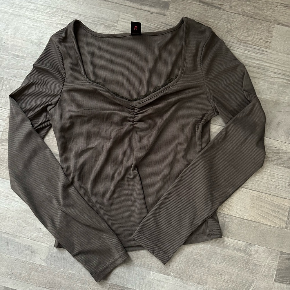 Basic Tees Bundle!!!! - image 2